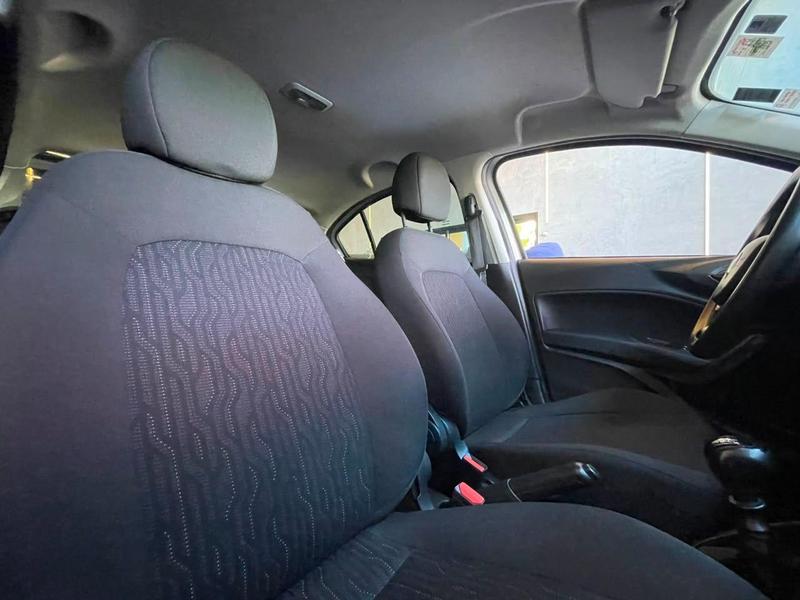 Fiat Cronos 1.3 8V Flex - foto 13