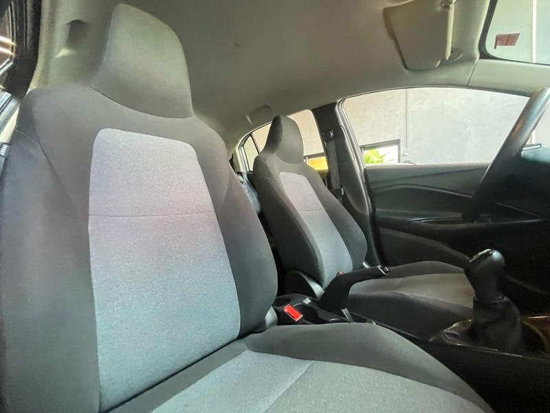 Chevrolet Onix 10mt Hb - foto 12
