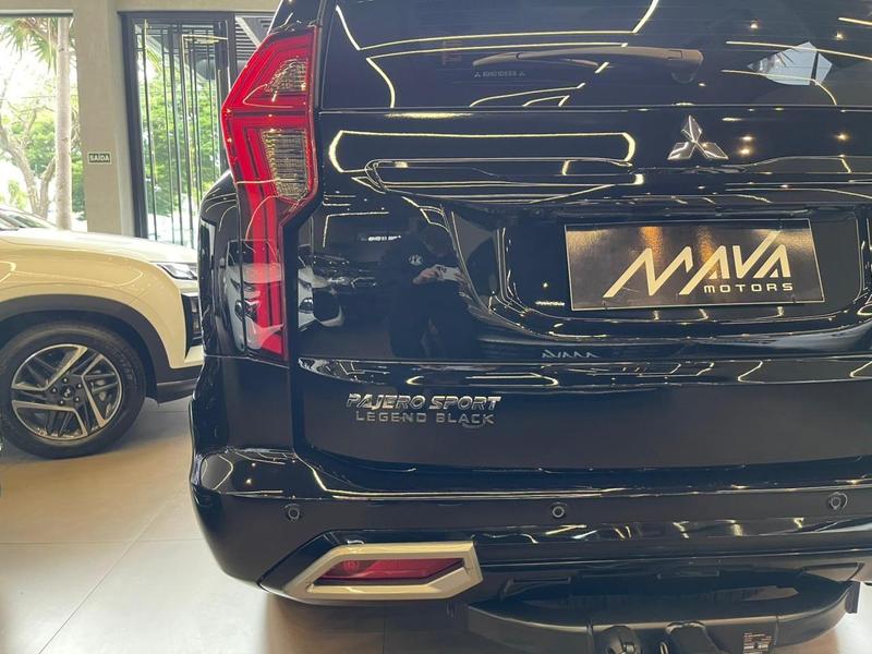 Mitsubishi Pajero Sport Legnd - foto 14