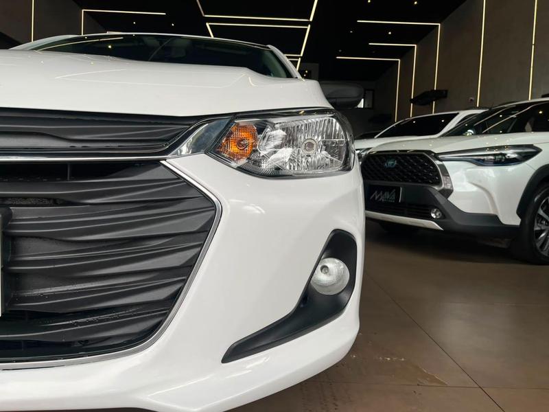 Chevrolet Onix 10mt Hb - foto 12