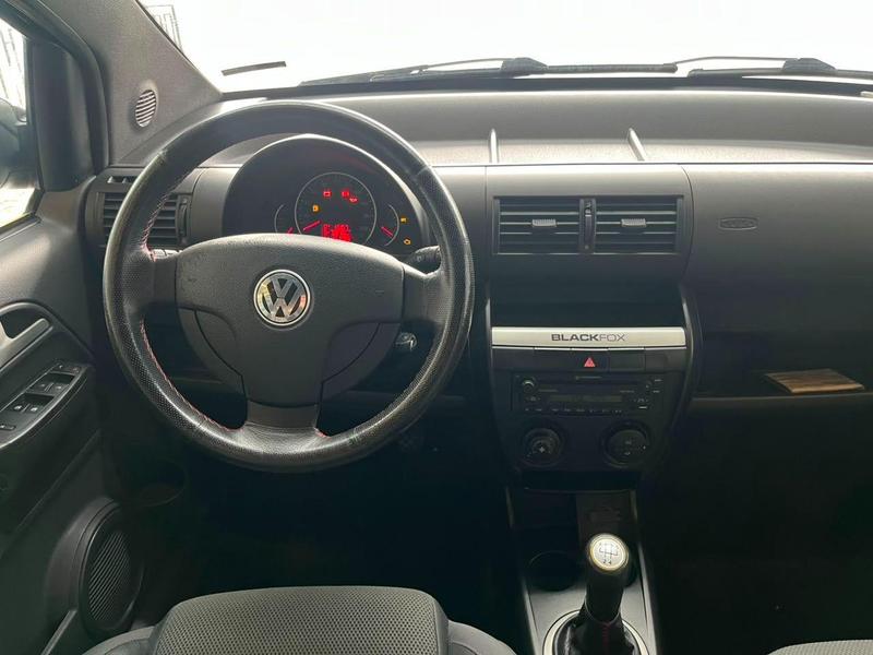 Volkswagen Fox City 1.0mi 1.0mi Total Flex 8V 3P - foto 7