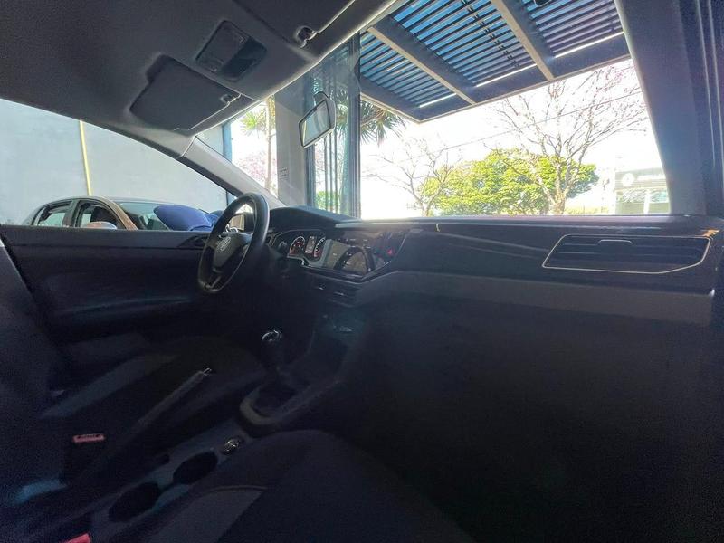 Volkswagen Polo Track 1.0 Flex 12V 5P - foto 11