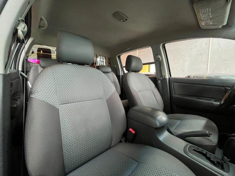 Toyota Hilux Cd4x2 Sr - foto 12