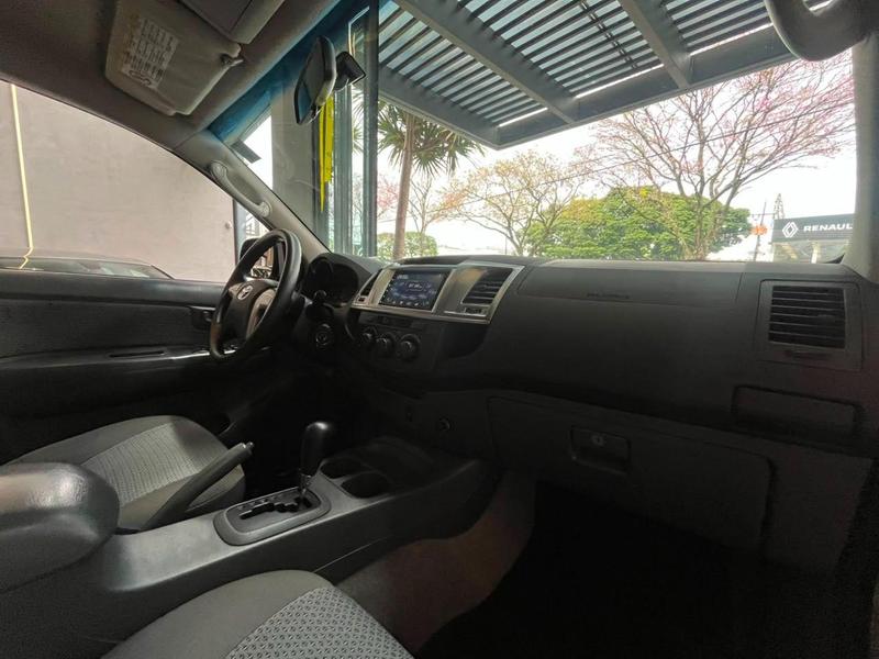 Toyota Hilux Cd4x2 Sr - foto 9