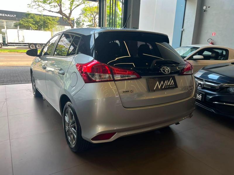 Toyota Yaris Xl Sedan 1.5 Flex 16V 4P Aut. - foto 4