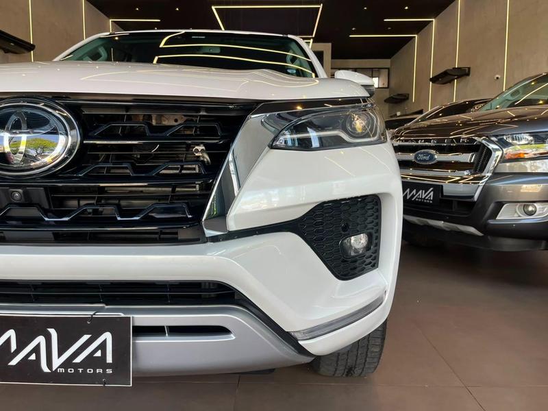 Toyota SW4 Srx 4X4 2.8 TDI 16V Dies. Aut. - foto 14