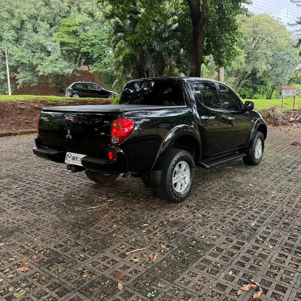 Mitsubishi L200 Triton Hpe 3.2 Cd Tb Intdiesel Automático - foto 4