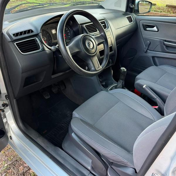Volkswagen Fox 1.0 Mi Total Flex 8V 5P - foto 11