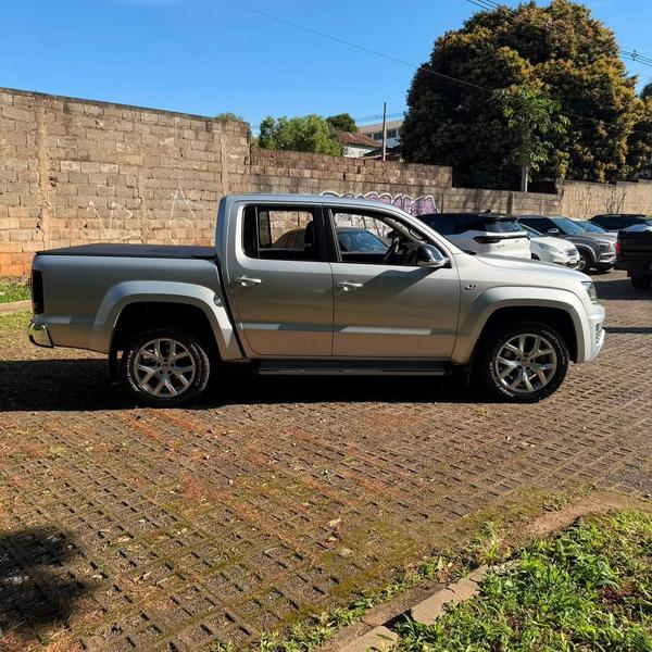 Volkswagen Amarok Highline Cd 3.0 4X4 Tb Dies Automático - foto 7