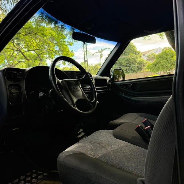 Chevrolet S10 2.4 S - foto 11
