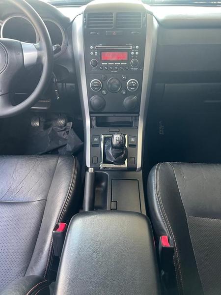 Suzuki Vitara 2.0 - foto 12