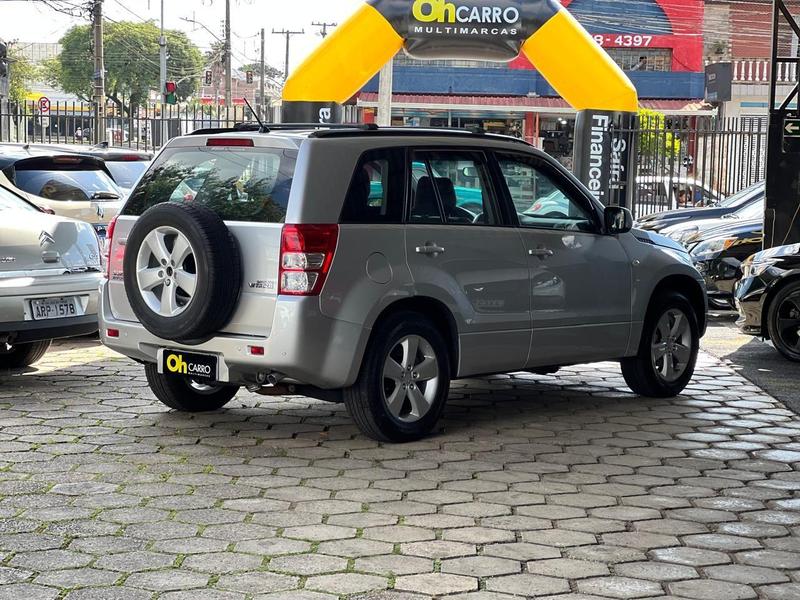 Suzuki Vitara 2.0 - foto 4