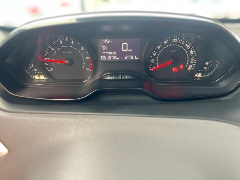 Peugeot 208 Allure 1.2 Flex 12V 5P Mec. - foto 6