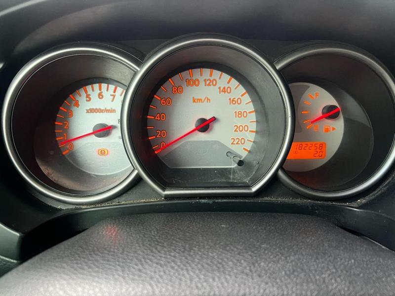 Nissan Livina Grand Sl 1.8 16V Automático - foto 6