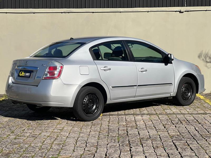Nissan Sentra 2.0 Flex - foto 3