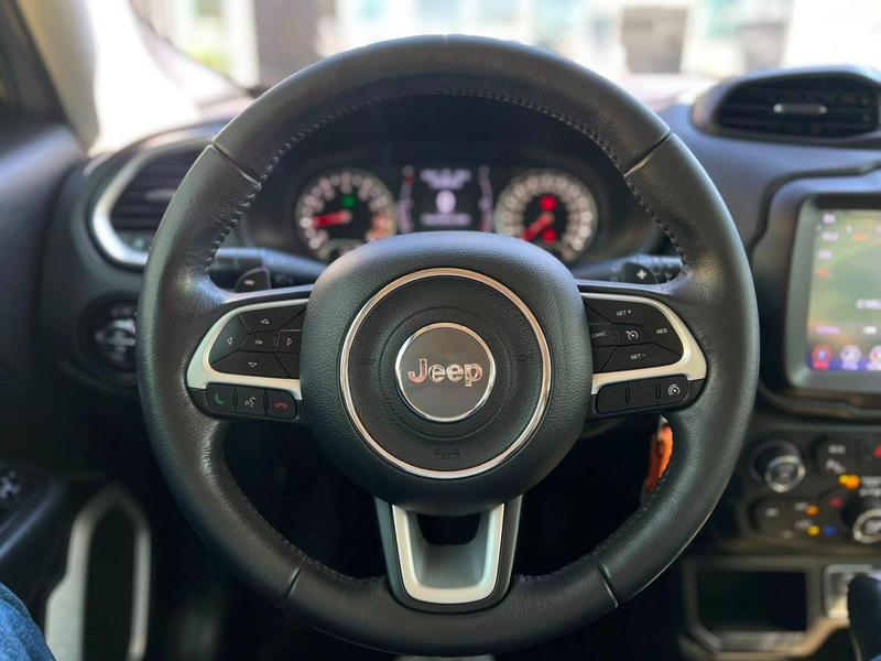 Jeep Renegade Longitude 1.8 4X2 Flex 16V Aut. - foto 7