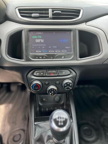 Chevrolet Onix 1.0 LT - foto 8
