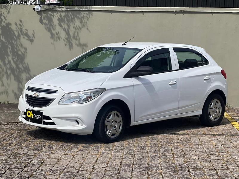 Chevrolet Onix 2015 à venda