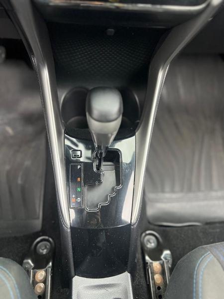 Toyota Yaris Hatch Xl 1.3 Automático - foto 8
