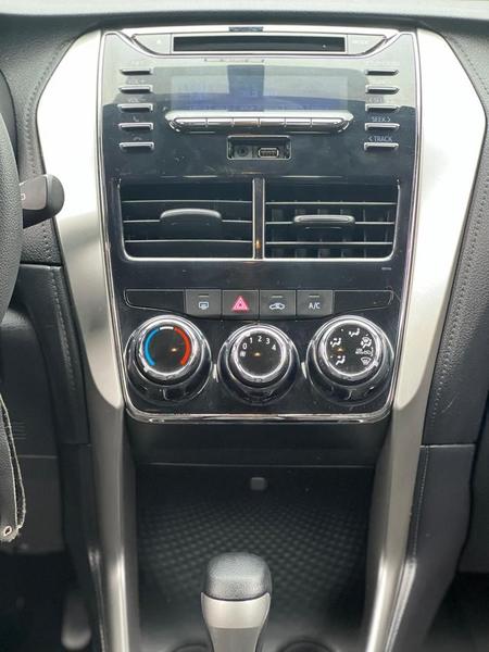 Toyota Yaris Hatch Xl 1.3 Automático - foto 9