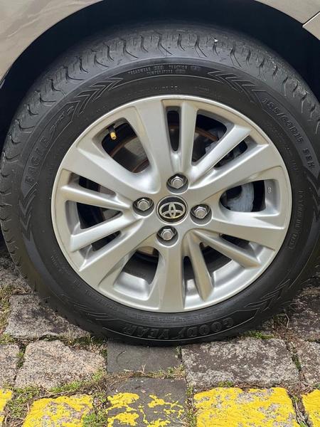 Toyota Yaris Hatch Xl 1.3 Automático - foto 14