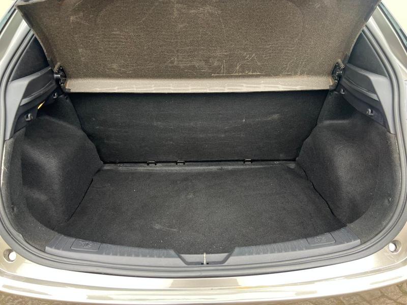 Toyota Yaris Hatch Xl 1.3 Automático - foto 15