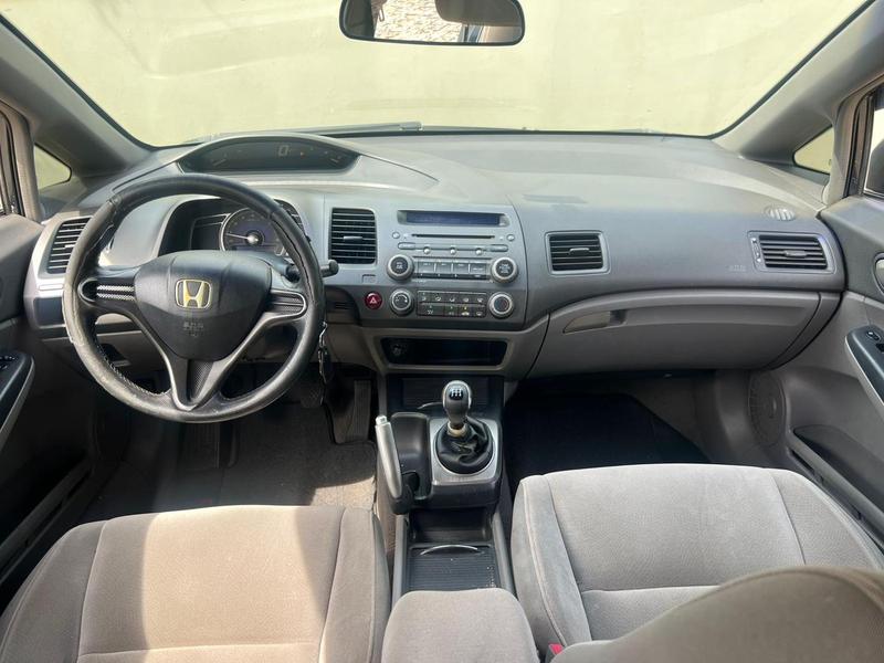 Honda Civic 1.8 Lxs 16V Flex 4P Manual - foto 5