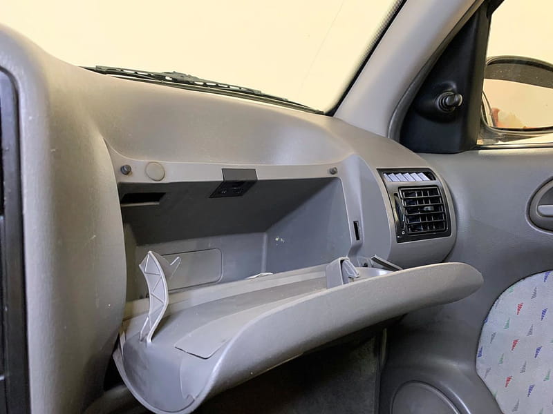 Volkswagen Gol 1.0 Mi 16V Plus 4P - foto 12