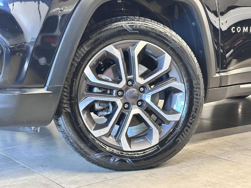 Jeep Commander Limited T270 13 Tb Flex Automático - foto 6