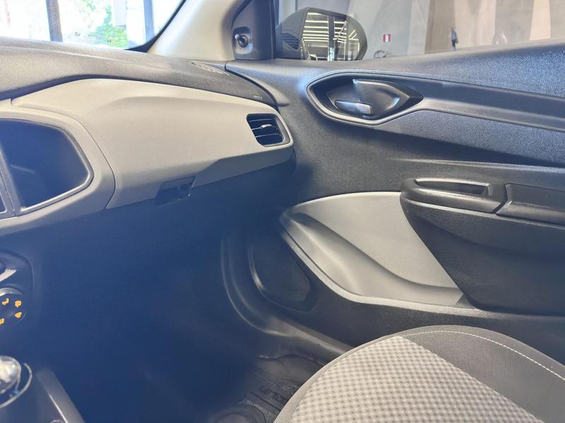 Chevrolet Onix 10mt Joye - foto 14