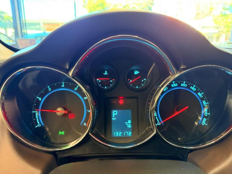Chevrolet Cruze Sedan LTZ 1.8 16V Automático - foto 14