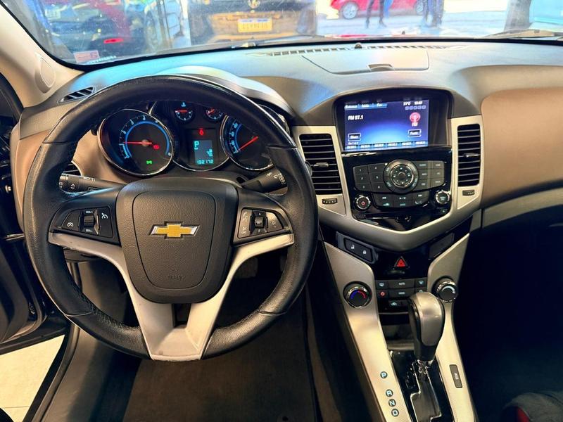 Chevrolet Cruze Sedan LTZ 1.8 16V Automático - foto 15