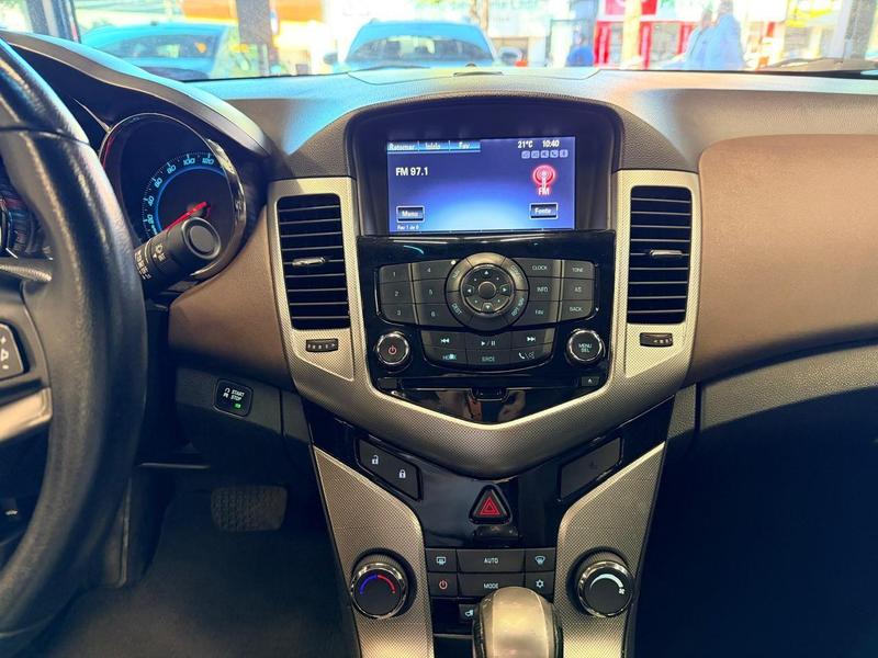 Chevrolet Cruze Sedan LTZ 1.8 16V Automático - foto 12