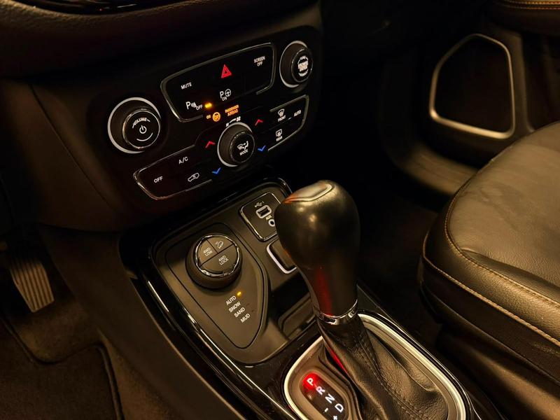 Jeep Compass Limited 2.0 4X4 Diesel 16V Automático - foto 19