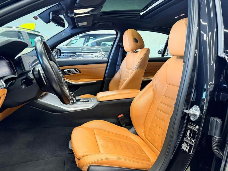 BMW 320i 2.0 16V Turbo M Sport - foto 16