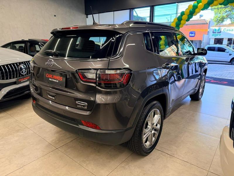Jeep Compass Long T270 13 Tb 4X2 Flex Automático - foto 4