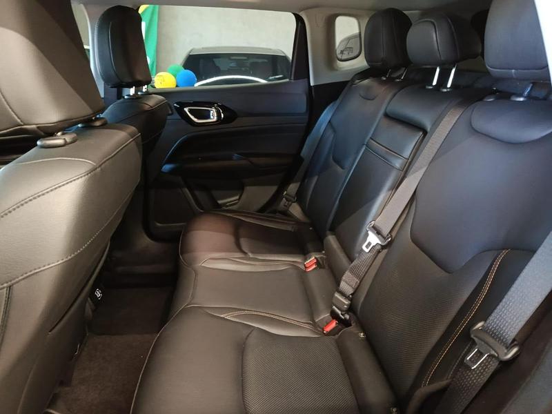 Jeep Compass Limited T270 13 Tb 4X2 Flex Automático - foto 10