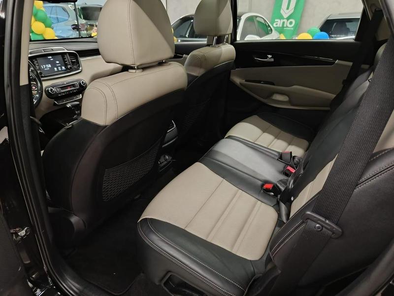 Kia Sorento 3.5 V6 24V 4X4 Automático 7 Lugares - foto 10