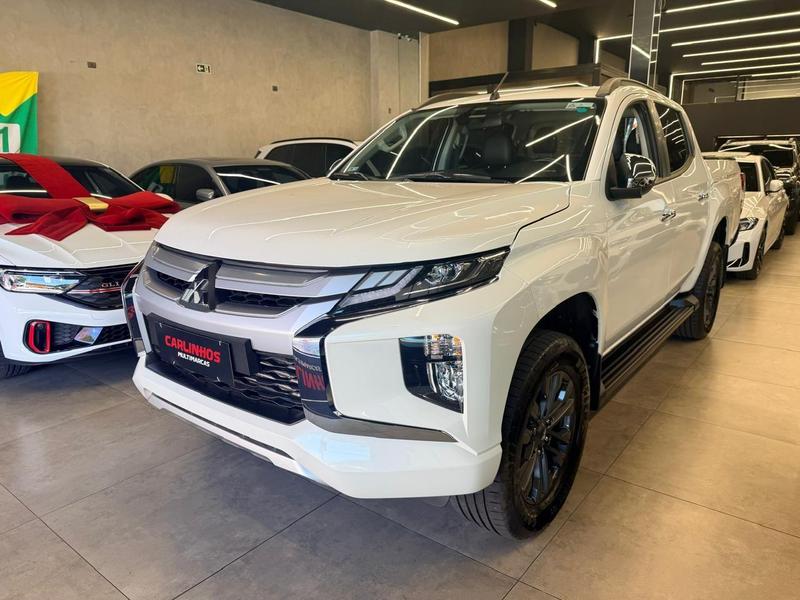 Mitsubishi Triton Sport 2025 à venda