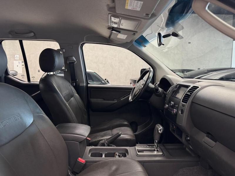 Nissan Frontier Sv At.cd 4X4 2.5 Tb Diesel Mec. - foto 10