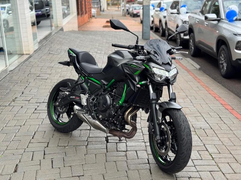 KAWASAKI KAWASAKZ650