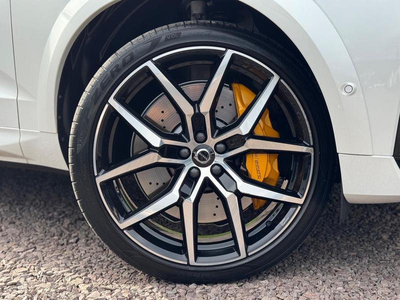 Volvo XC60 T8 Polestar - foto 2