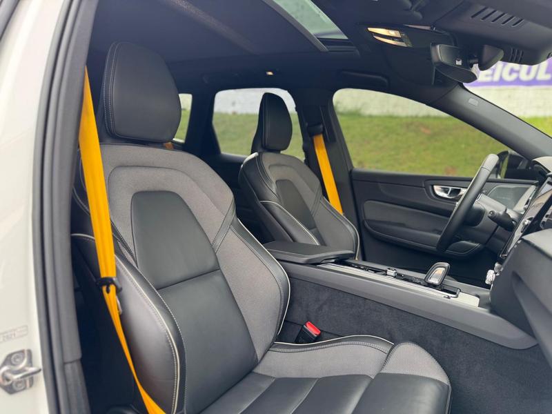 Volvo XC60 T8 Polestar - foto 9