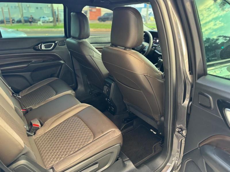Jeep Commander Ovr T270 - foto 8