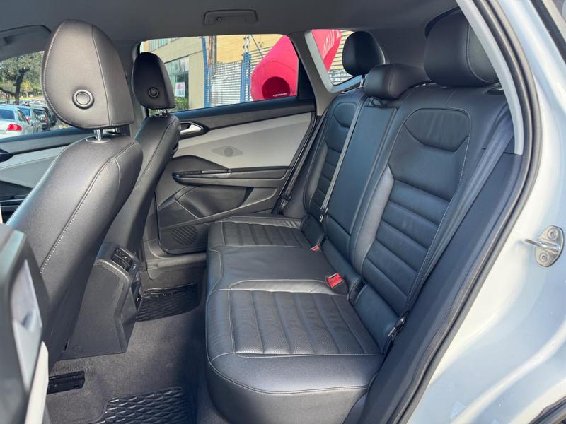 Volkswagen Taos Cl TSI Ae - foto 14