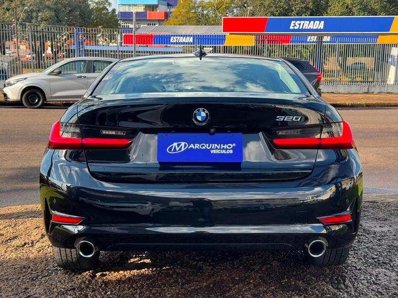 BMW 320i - foto 13