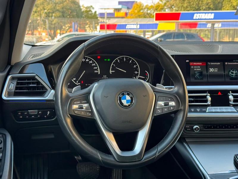 BMW 320i - foto 10
