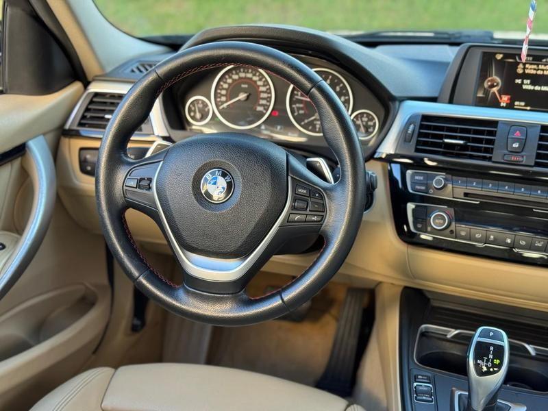 BMW 320i Active Flex - foto 16