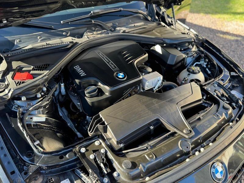 BMW 320i Active Flex - foto 5