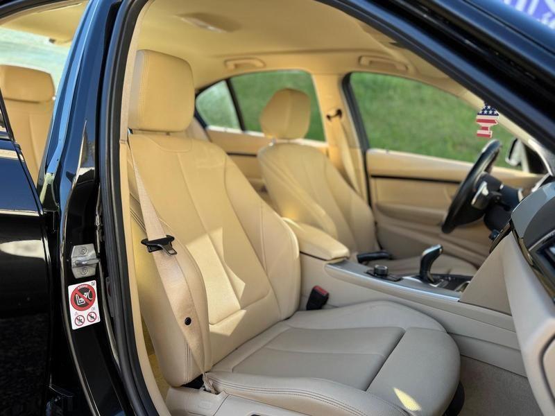 BMW 320i Active Flex - foto 7